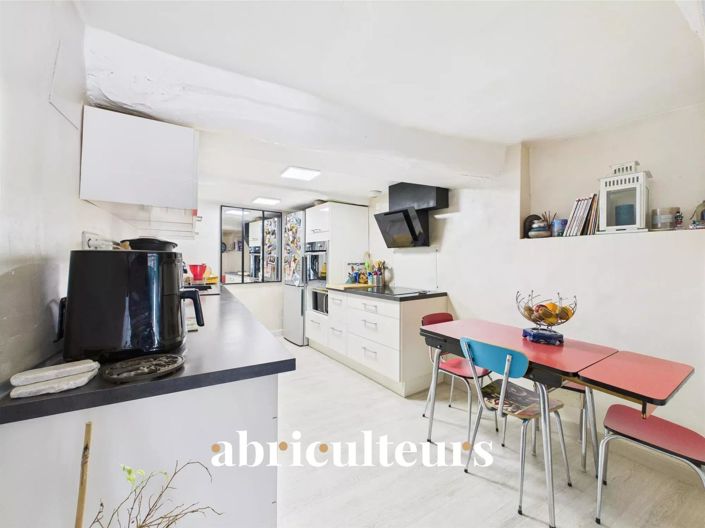 Image No.6-3 Bed House for sale