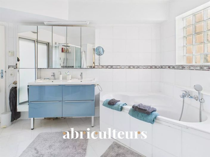 Image No.12-Appartement de 5 chambres à vendre à Cannes