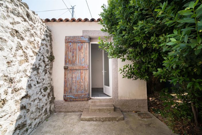 Image No.17-4 Bed House for sale