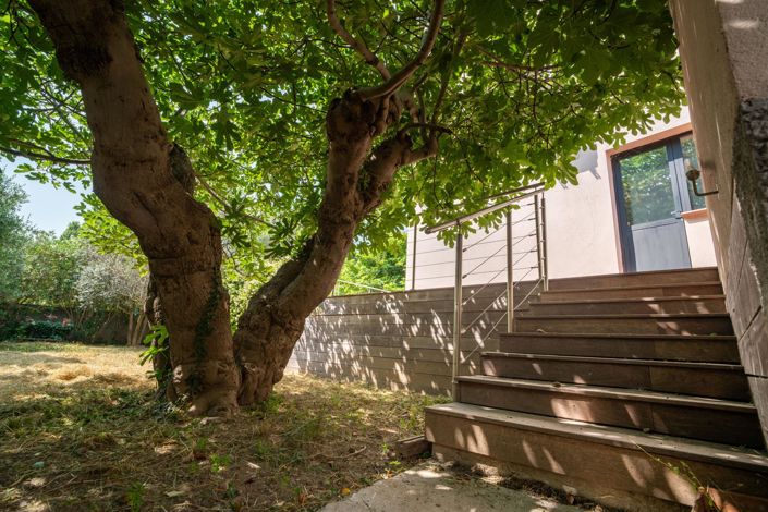 Image No.3-4 Bed House for sale