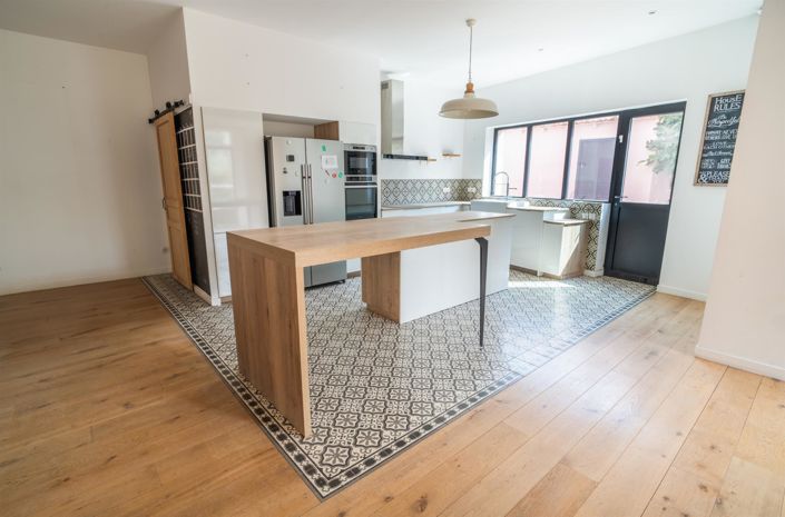 Image No.5-4 Bed House for sale