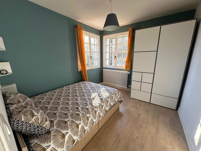 Image No.13-3 Bed House for sale