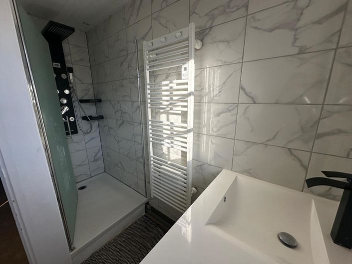 Image No.16-3 Bed House for sale