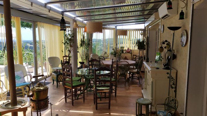 Image No.10-5 Bed House for sale