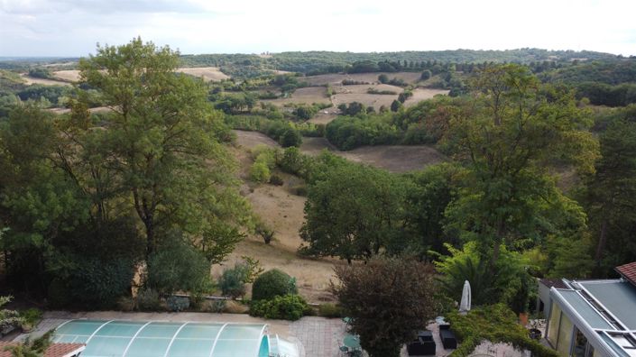 Image No.2-5 Bed House for sale