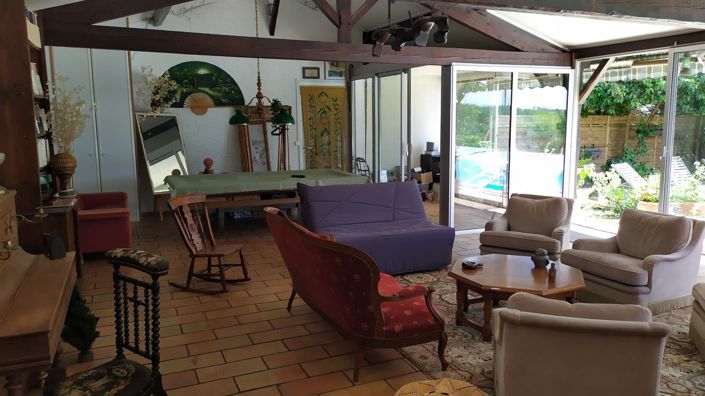 Image No.8-5 Bed House for sale