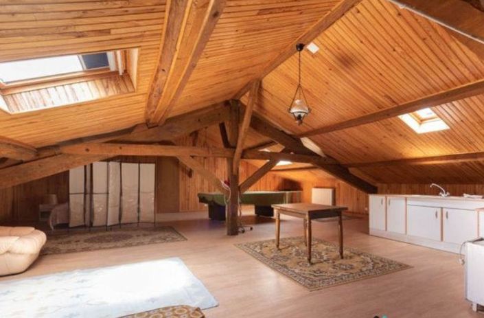 Image No.7-5 Bed House for sale