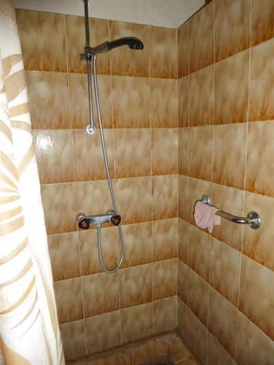 Image No.23-6 Bed House for sale