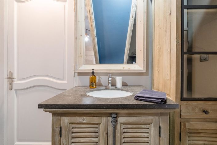 Image No.25-4 Bed House for sale