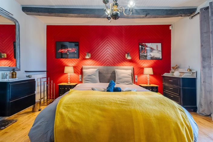 Image No.26-4 Bed House for sale