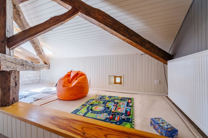 Image No.32-4 Bed House for sale