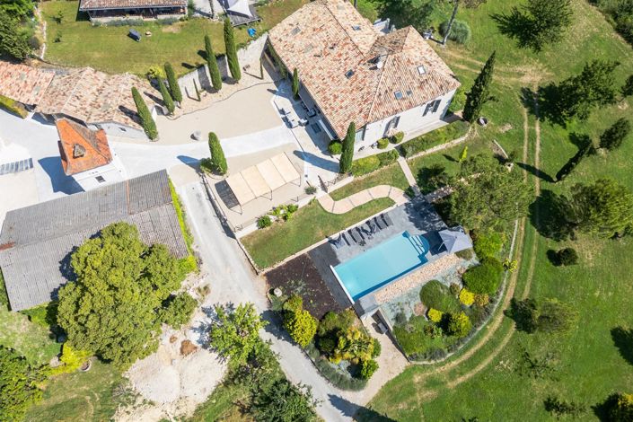 Image No.8-4 Bed House for sale