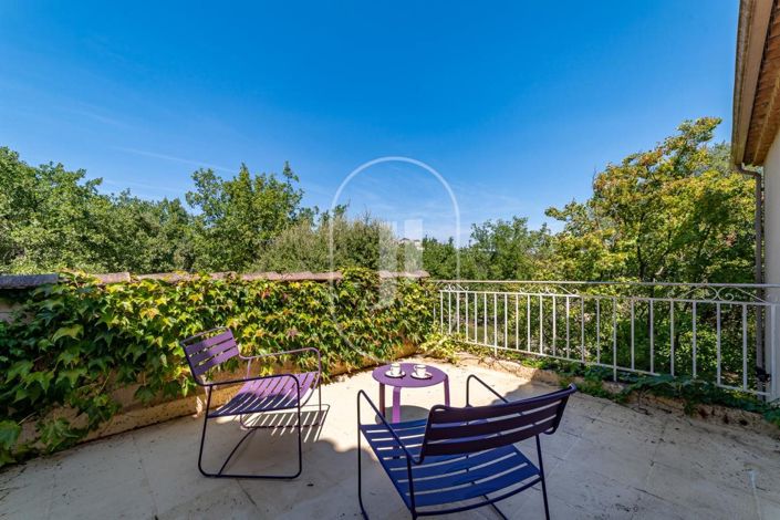 Image No.2-4 Bed House for sale