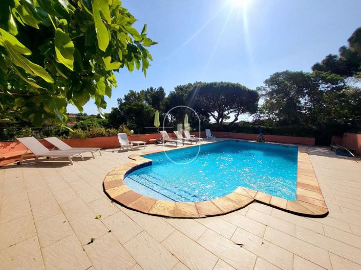 Image No.13-8 Bed House for sale