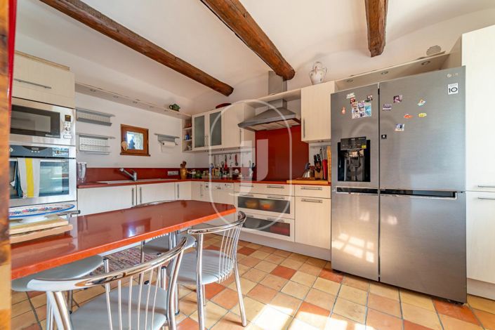 Image No.6-4 Bed House for sale