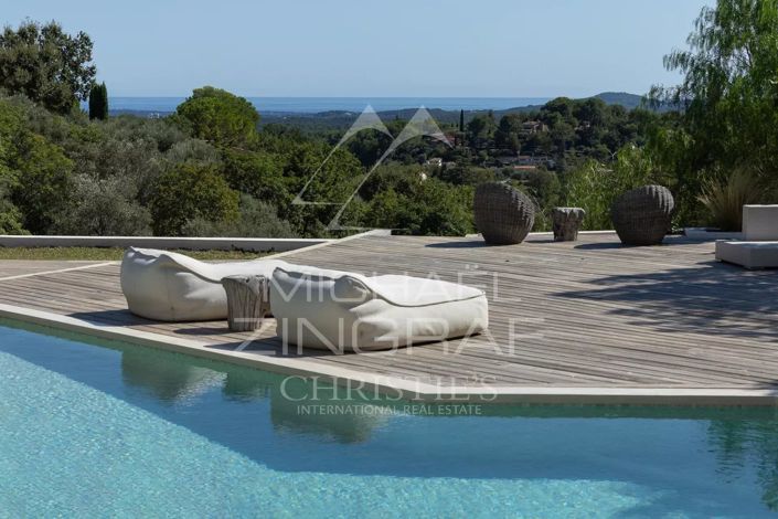 Image No.2-4 Bed House for sale