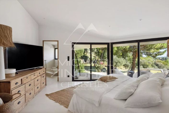 Image No.7-4 Bed House for sale