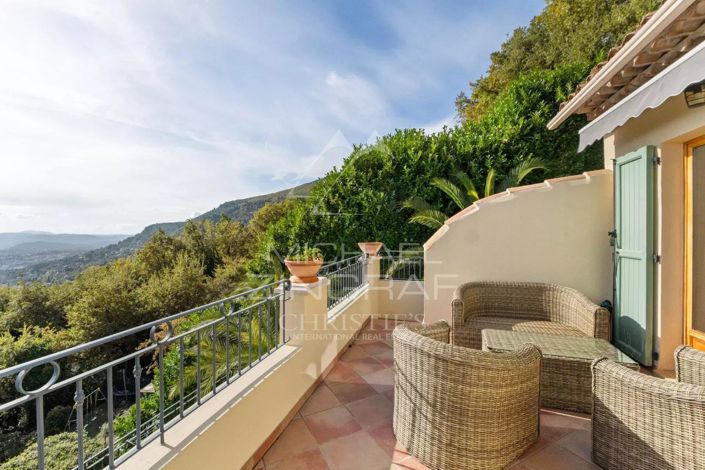 Image No.11-3 Bed House for sale