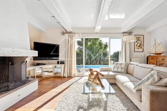 Image No.2-Maison de 4 chambres à vendre à Grasse