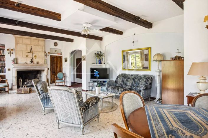 Image No.6-4 Bed House for sale