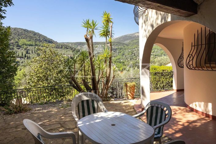 Image No.7-4 Bed House for sale