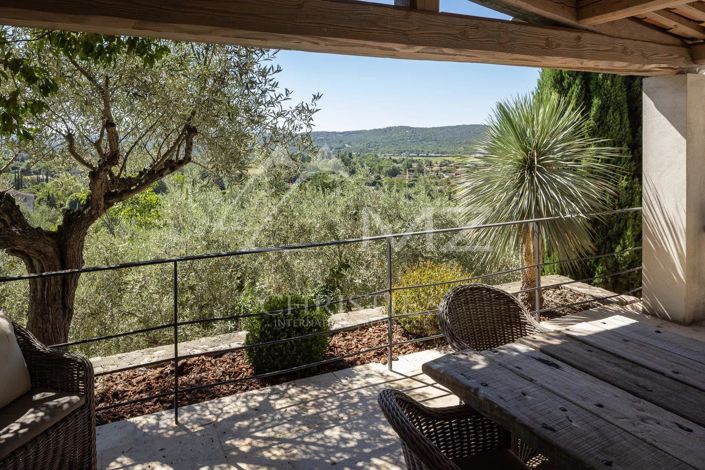 Image No.14-6 Bed House for sale