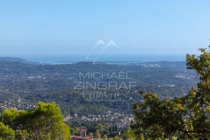 Image No.10-5 Bed House for sale