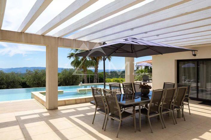 Image No.10-4 Bed House for sale