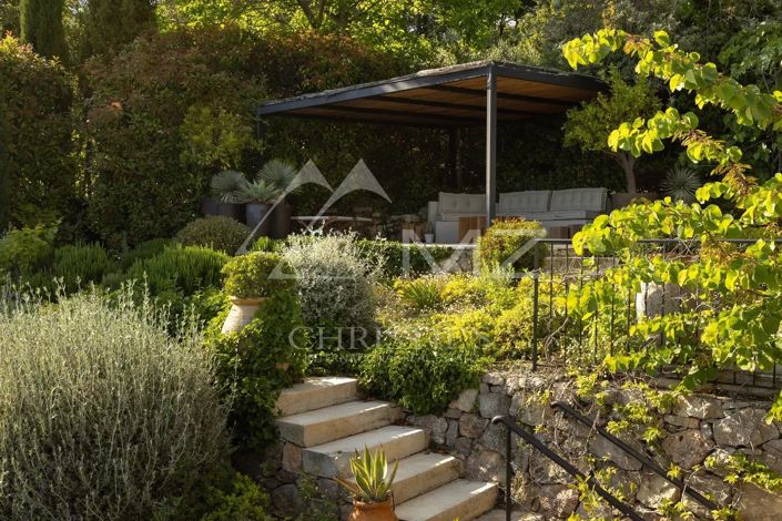 Image No.3-5 Bed House for sale