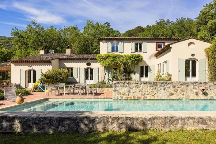 Image No.2-5 Bed House for sale