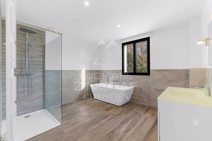 Image No.13-4 Bed House for sale