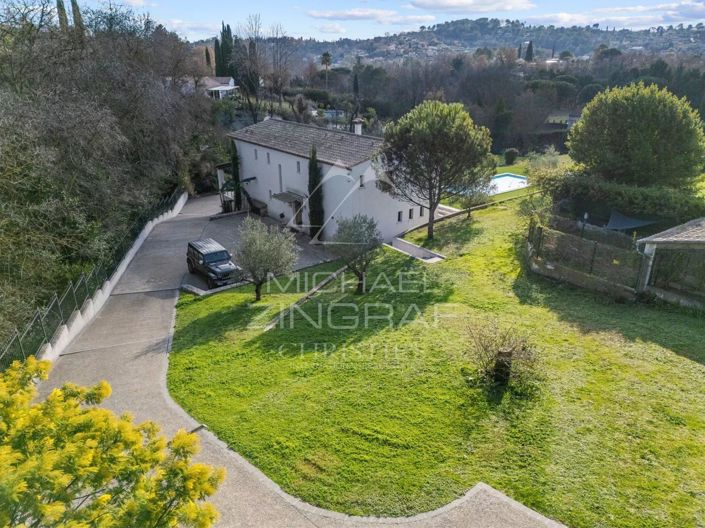 Image No.3-4 Bed House for sale