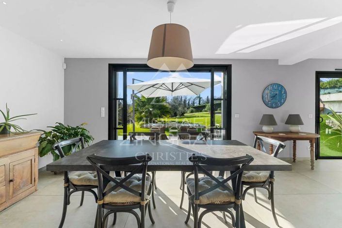 Image No.6-Maison de 4 chambres à vendre à Châteauneuf-Grasse