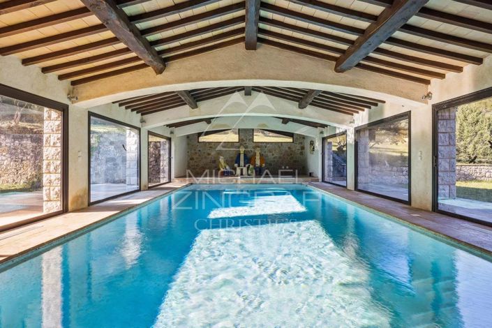 Image No.7-5 Bed House for sale