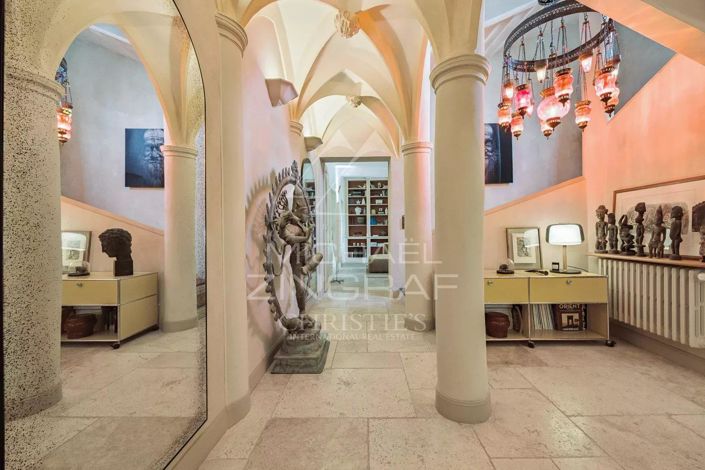 Image No.3-6 Bed House for sale