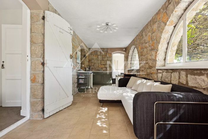 Image No.9-Maison de 5 chambres à vendre à Châteauneuf-Grasse