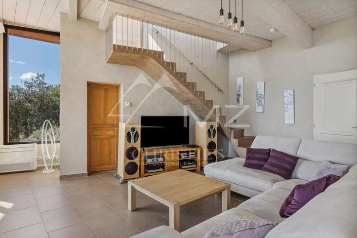 Image No.4-4 Bed House for sale