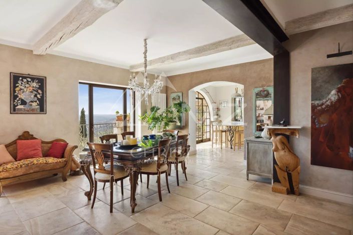 Image No.2-5 Bed House for sale