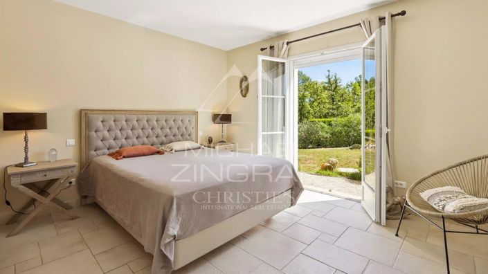 Image No.7-3 Bed House for sale