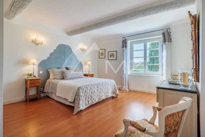 Image No.11-Maison de 7 chambres à vendre à L'Isle-sur-la-Sorgue