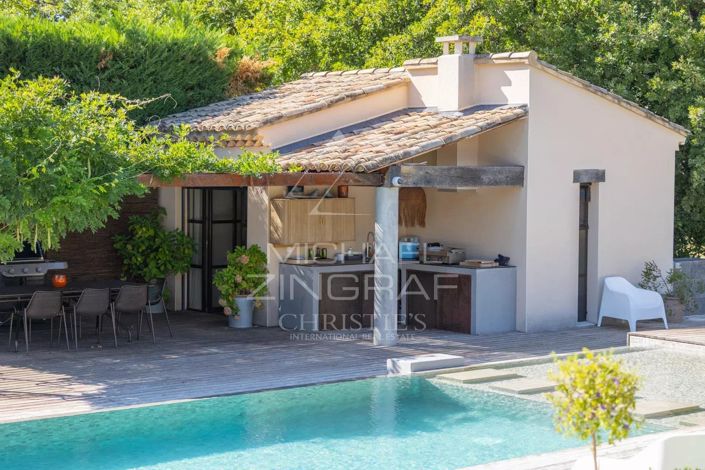 Image No.6-5 Bed House for sale