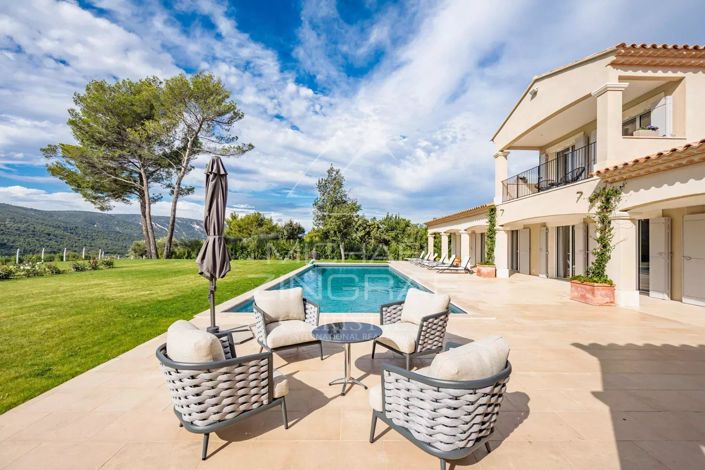 Image No.8-4 Bed House for sale