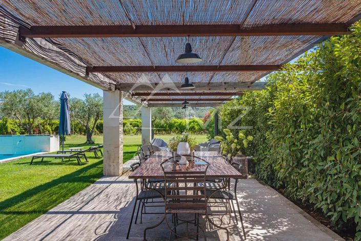 Image No.9-7 Bed House for sale