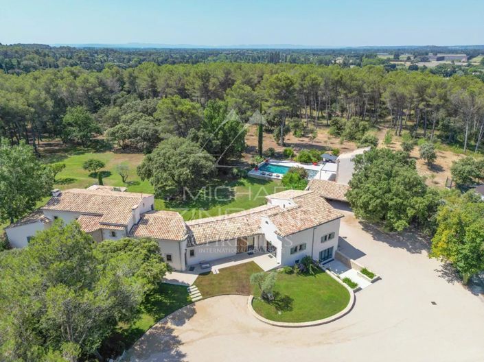 Image No.3-8 Bed House for sale