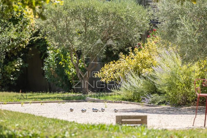 Image No.9-5 Bed House for sale