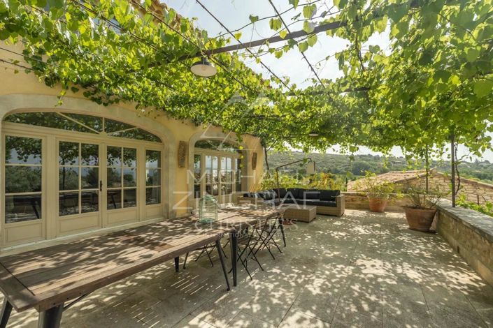 Image No.3-6 Bed House for sale