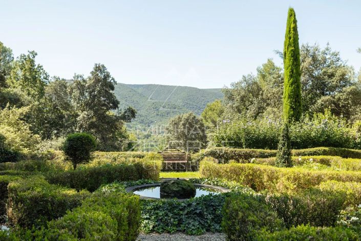 Image No.15-7 Bed House for sale