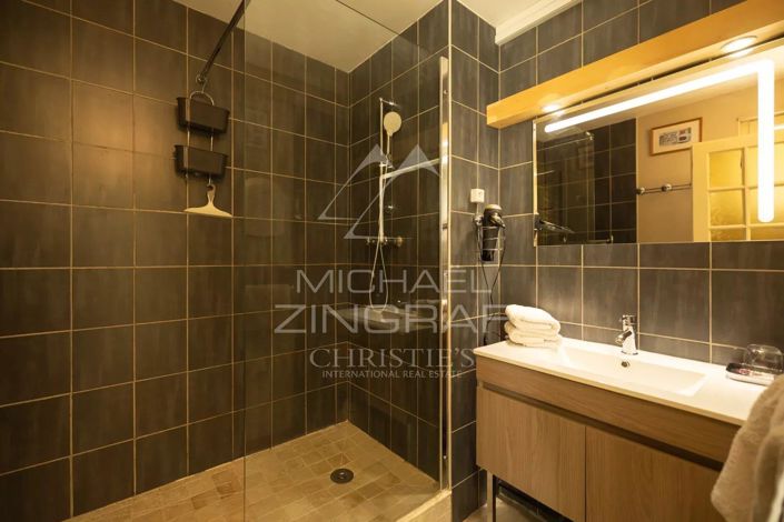 Image No.10-7 Bed House for sale