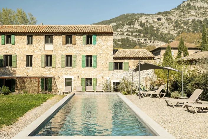 Image No.2-Maison de 6 chambres à vendre à L'Isle-sur-la-Sorgue