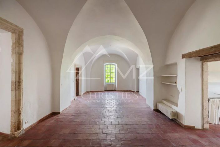 Image No.11-2 Bed House for sale